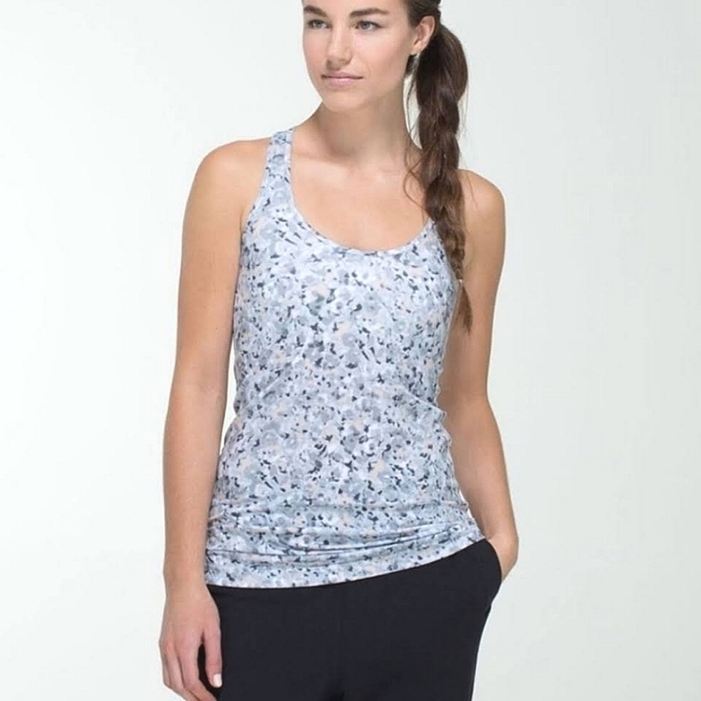🍋Lululemon Cool Racerback Tank size 4